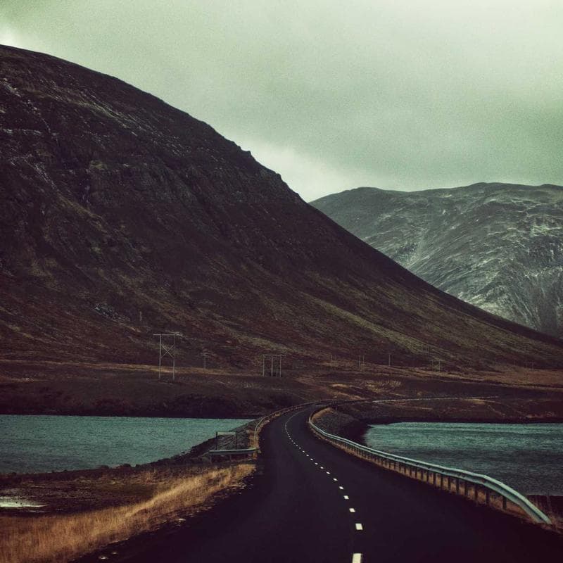 iPad Pro 12.9-inch (M2) image 2