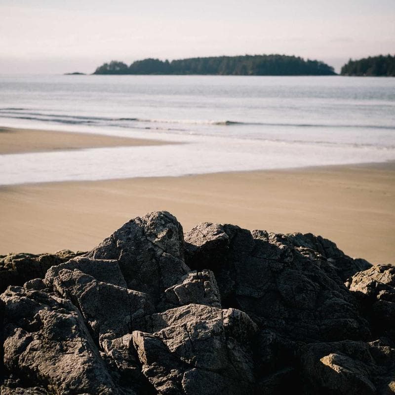 Melissa & Doug Wooden Activity Table image 3